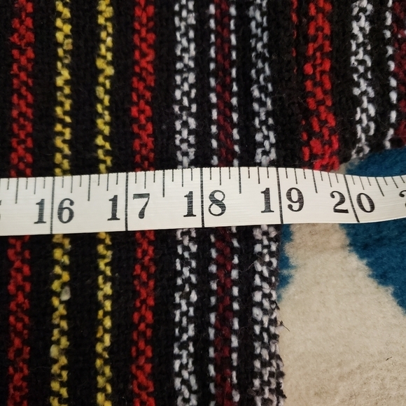 Comerllan Multicolored Poncho and Hoodie sz M - Picture 4 of 8